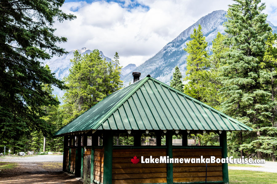 Lake Minnewanka Day Use Area